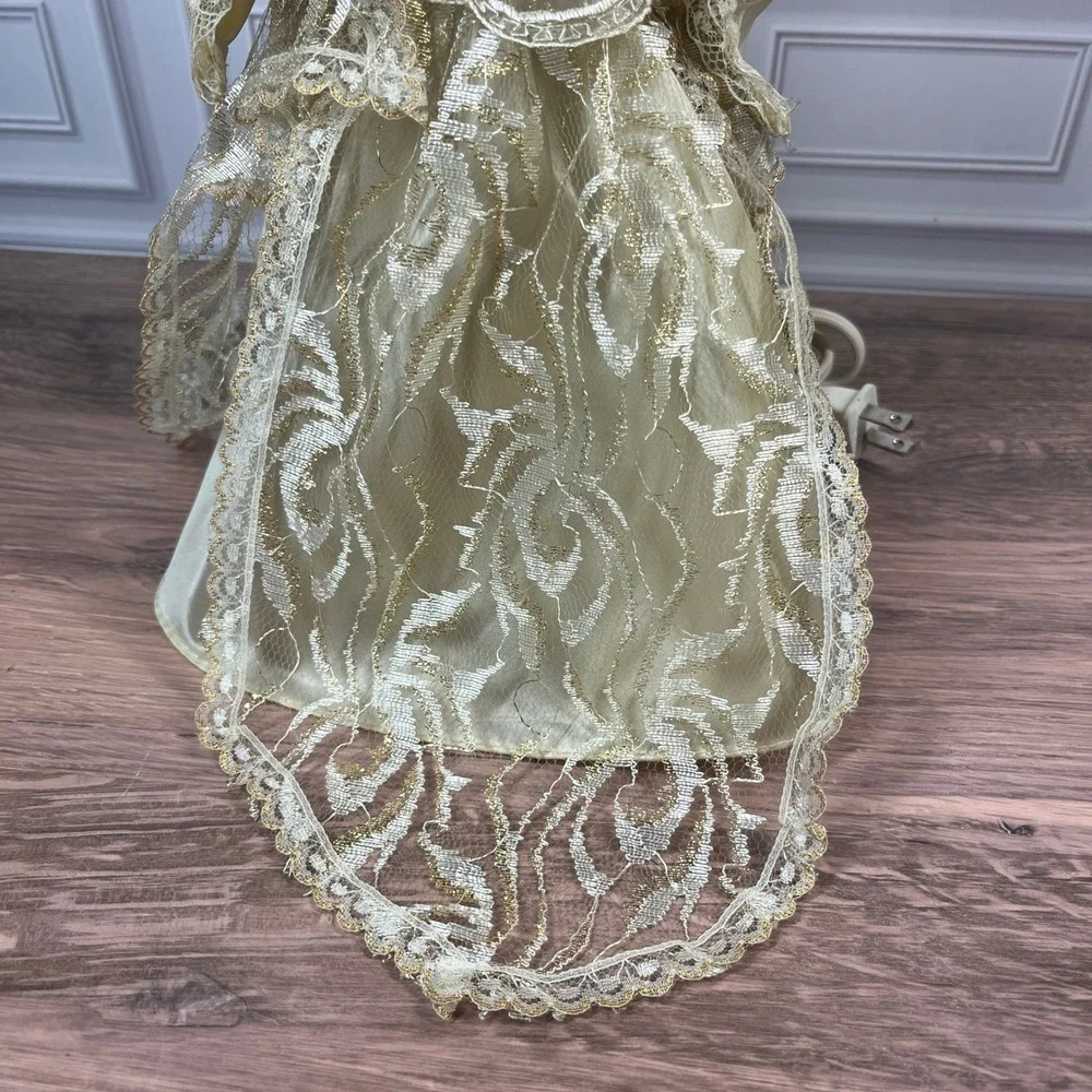 Vintage Animated Angel Tree Topper Christmas 11in Gold Cream Moving Wings Lit - Picture 4 of 13